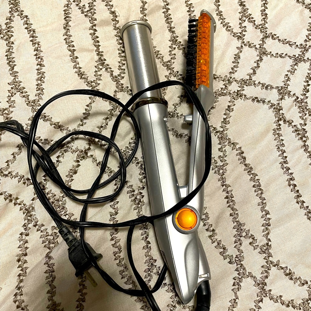 In Styler rotating straightener or curler